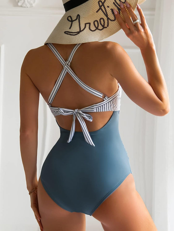 Traje Bicolor con Corte