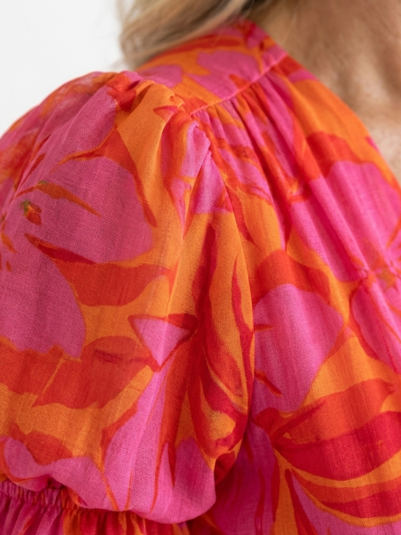 Willow | Vestido Midi con Mangas Abullonadas y Cuello en V Floral